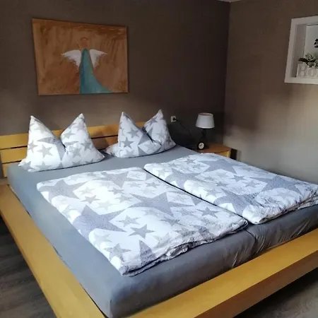 Glori 's Apartment