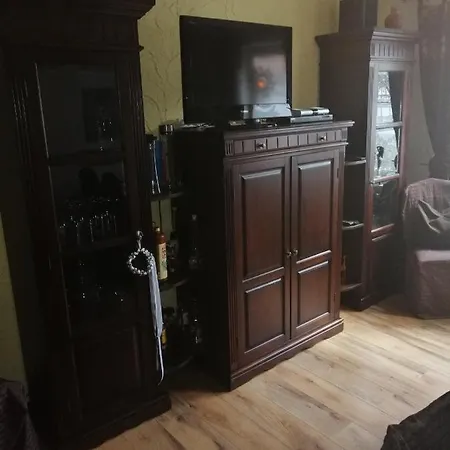 Glori 's Apartment *